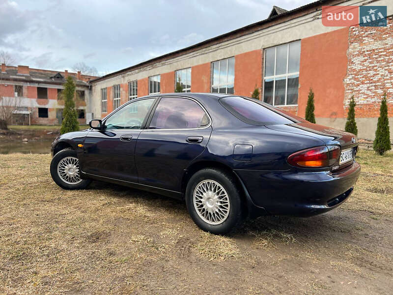 Седан Mazda Xedos 6 1998 в Дрогобыче