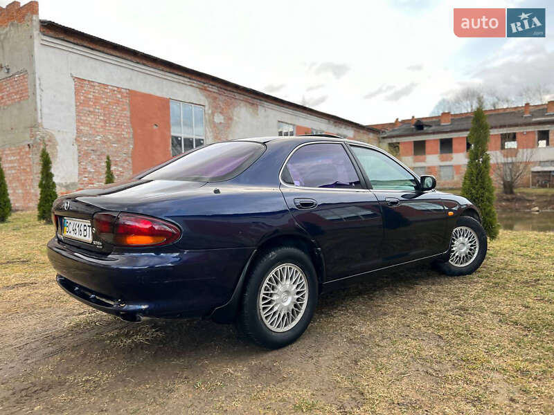 Седан Mazda Xedos 6 1998 в Дрогобыче