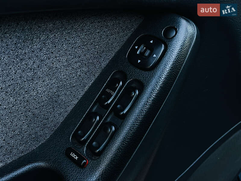 Седан Mazda Xedos 6 1996 в Харькове