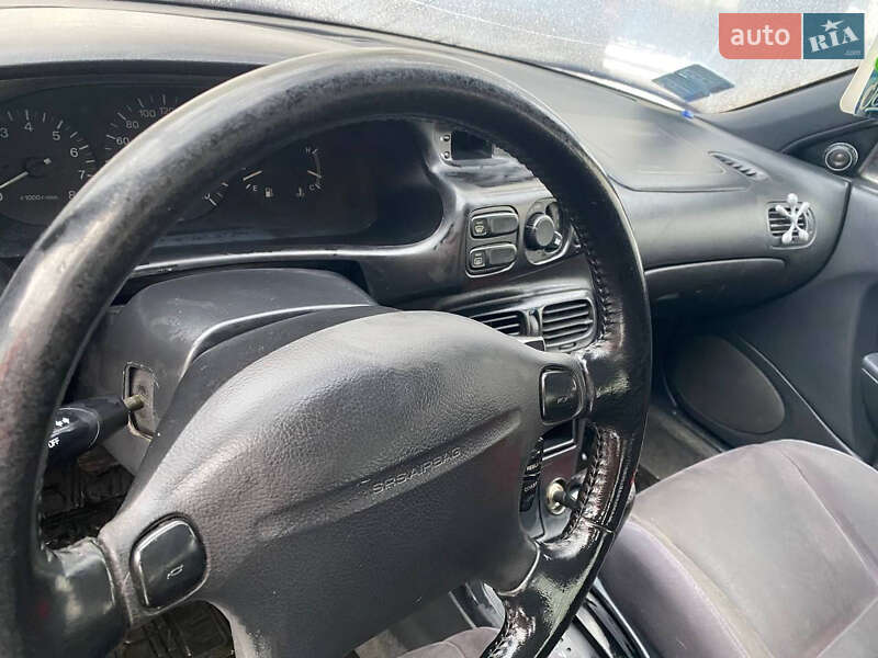 Седан Mazda Xedos 6 1997 в Черновцах