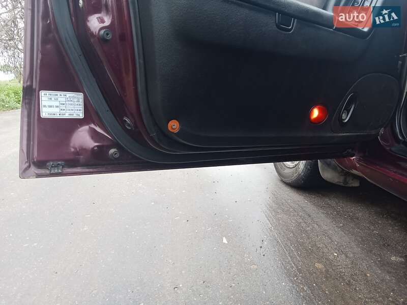 Седан Mazda Xedos 9 1995 в Чугуеве