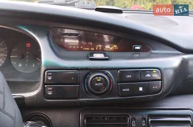 Седан Mazda Xedos 9 1995 в 