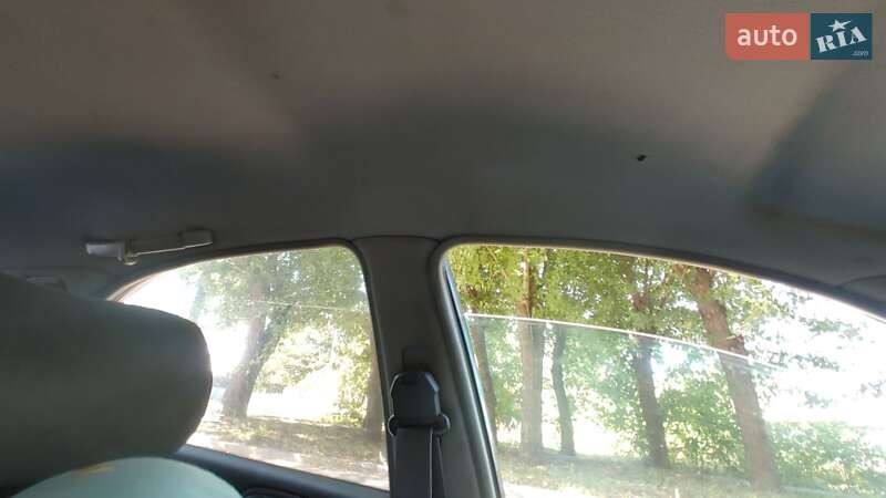 Седан Mazda Xedos 9 1995 в Святопетрівське