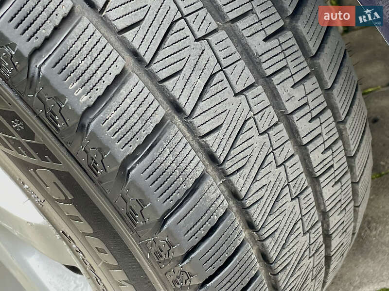 Седан Mazda Xedos 9 1993 в Ивано-Франковске