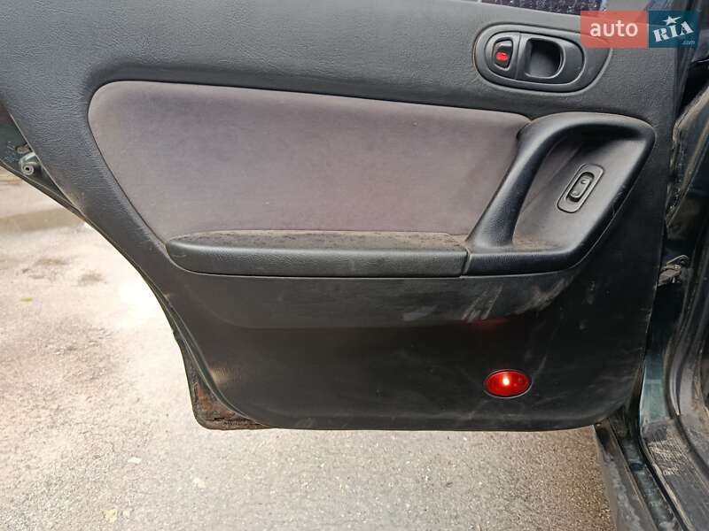 Седан Mazda Xedos 9 1997 в Бучачі