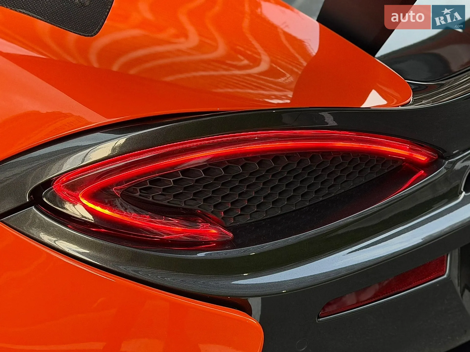 2016 McLaren 570S - мініатюра 40