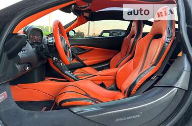 Седан McLaren 720S 2017 в Тернополе