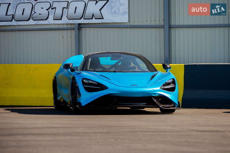 Купе McLaren 720S 2017 в Киеве