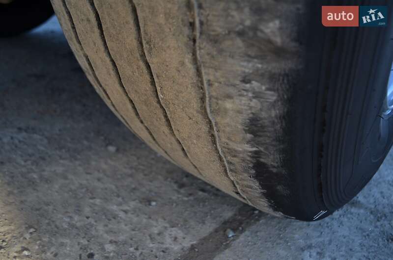 Цистерна полуприцеп Menci SA 2007 в Львове