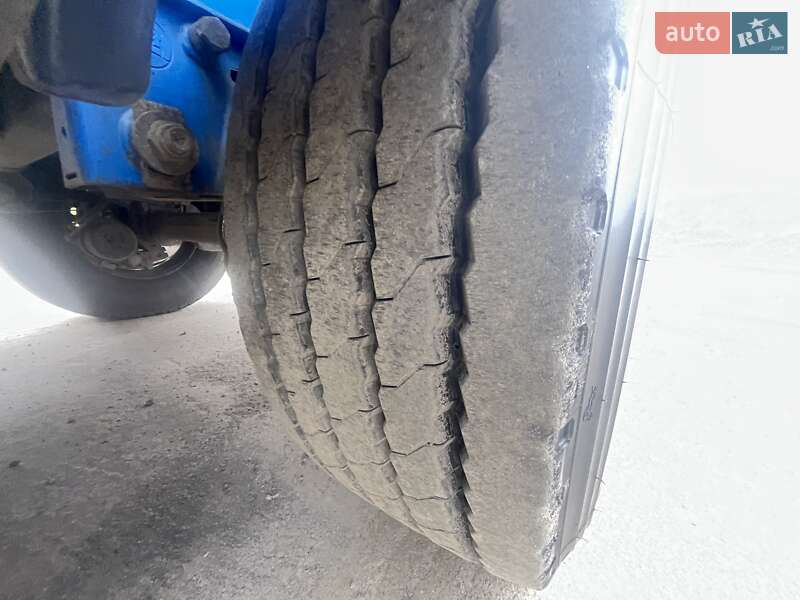 Цистерна Menci SA 2007 в Львове