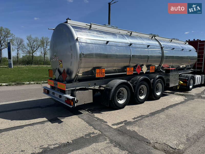 Цистерна полуприцеп Menci SL 2008 в Львове