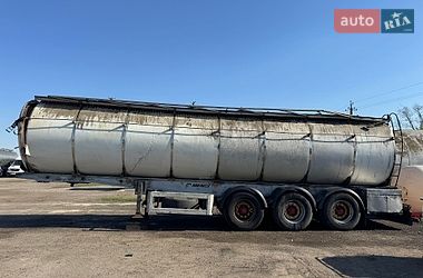 Цистерна напівпричіп Menci SL 1996 в Миронівці