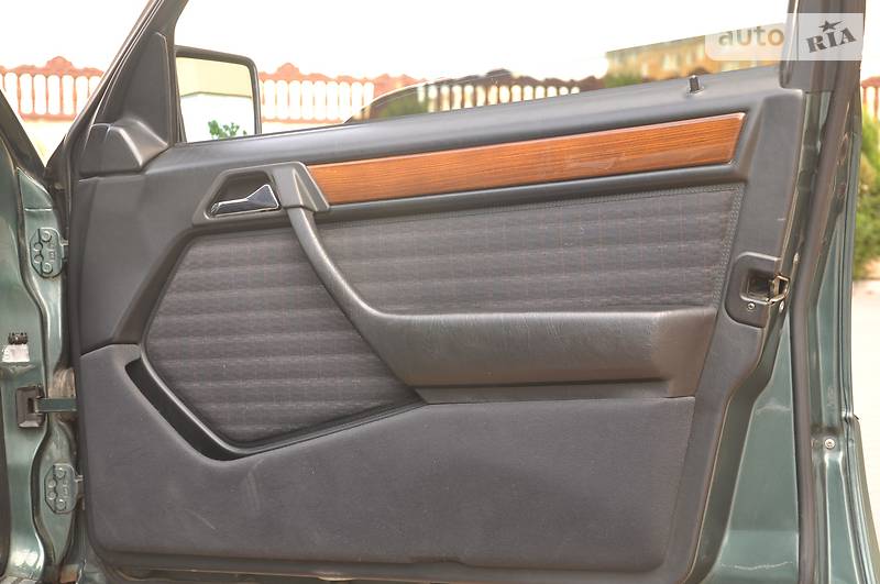 Универсал Mercedes-Benz 190 1991 в Киеве