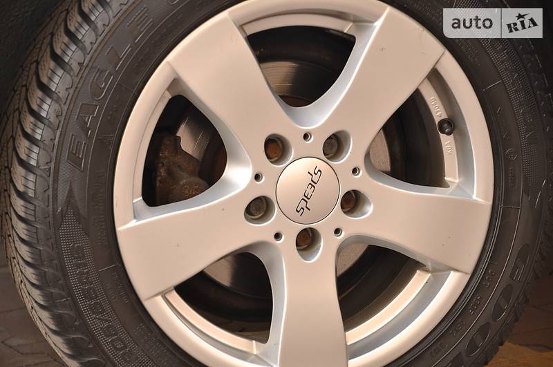 Универсал Mercedes-Benz 190 1991 в Киеве