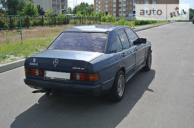 Седан Mercedes-Benz 190 1984 в Киеве