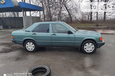 Седан Mercedes-Benz 190 1986 в 