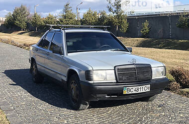 Седан Mercedes-Benz 190 1989 в Жовкві