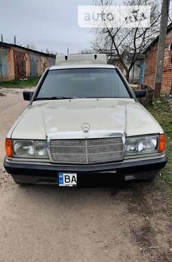 Седан Mercedes-Benz 190 1989 в Кропивницком