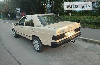 Седан Mercedes-Benz 190 1986 в Києві
