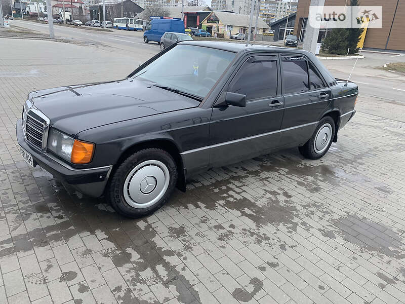 Продажа Mercedes-Benz 190 (W201) с пробегом в Казахстане