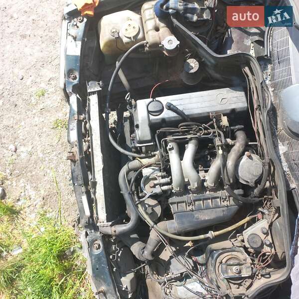 Седан Mercedes-Benz 190 1986 в Киеве