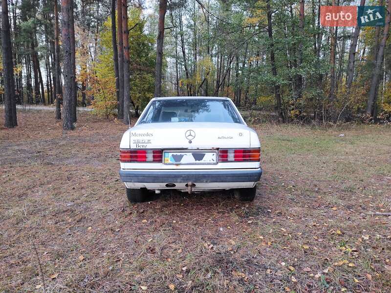 Седан Mercedes-Benz 190 1984 в Житомире