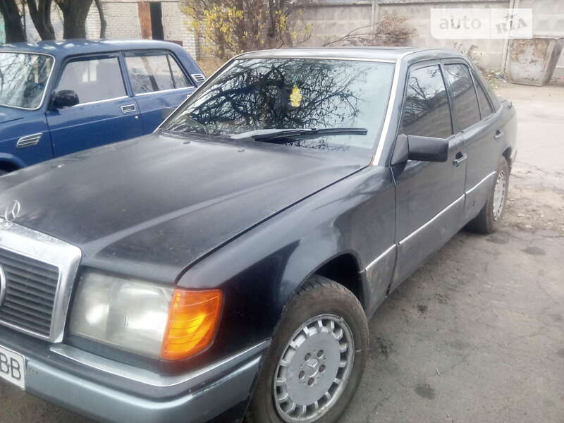 Седан Mercedes-Benz 190 1989 в Вознесенську