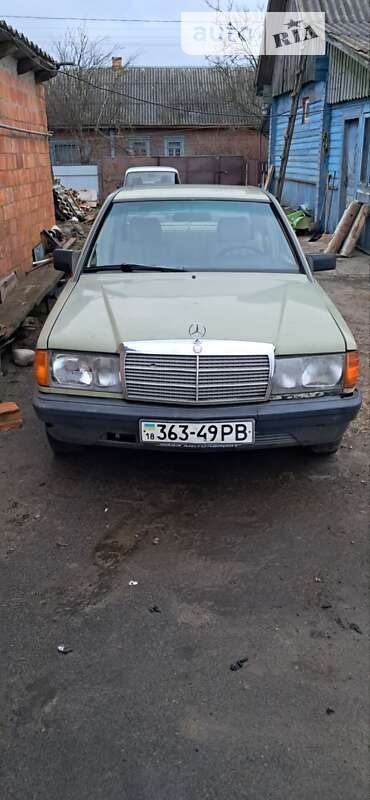 Седан Mercedes-Benz 190 1987 в Дубровице