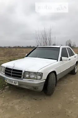 Mercedes-Benz 190 1986