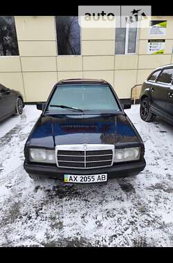 Седан Mercedes-Benz 190 1983 в Харькове
