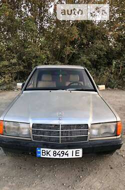 Седан Mercedes-Benz 190 1986 в Рівному