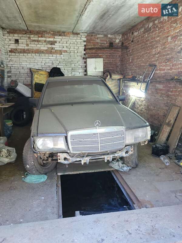 Седан Mercedes-Benz 190 1991 в Львові