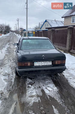 Седан Mercedes-Benz 190 1988 в Бобровице