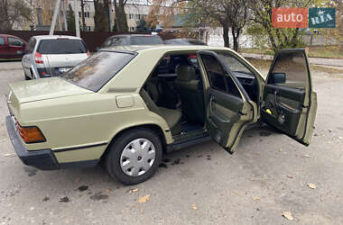 Седан Mercedes-Benz 190 1984 в Броварах