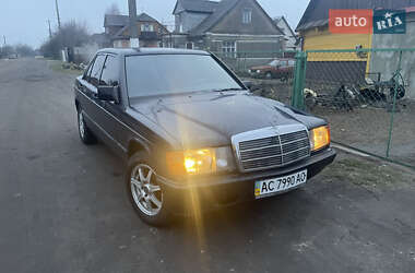 Седан Mercedes-Benz 190 1987 в Турийске