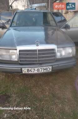 Седан Mercedes-Benz 190 1986 в Надвірній