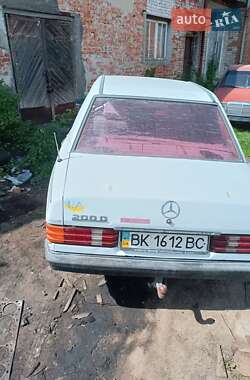 Седан Mercedes-Benz 190 1986 в Николаеве