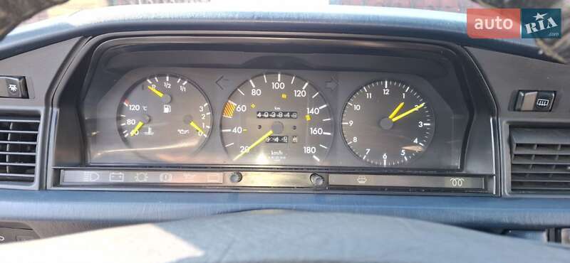 Седан Mercedes-Benz 190 1987 в Нежине