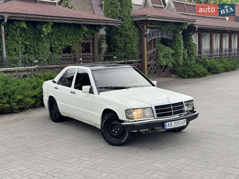Седан Mercedes-Benz 190 1986 в Летичеве