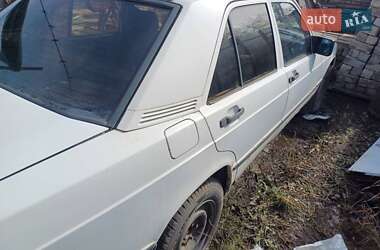 Седан Mercedes-Benz 190 1985 в 