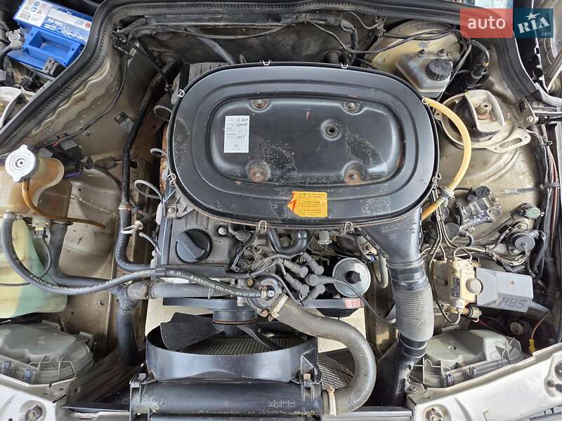 Седан Mercedes-Benz 190 1992 в Жовтих Водах