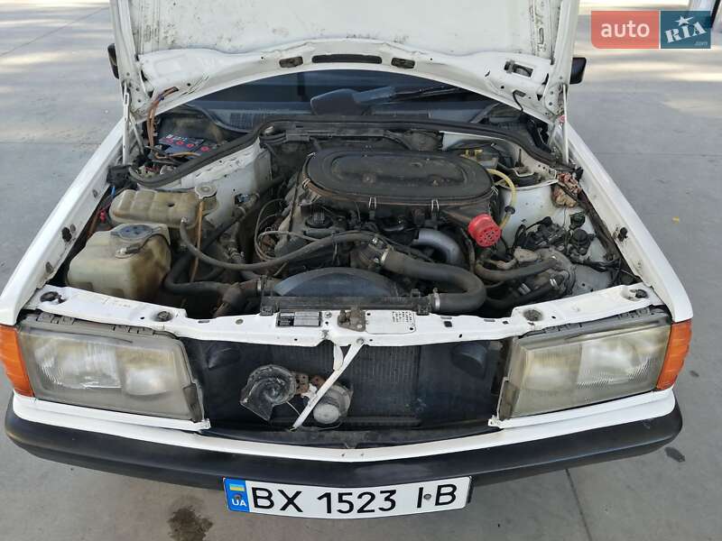 Седан Mercedes-Benz 190 1992 в Славуте