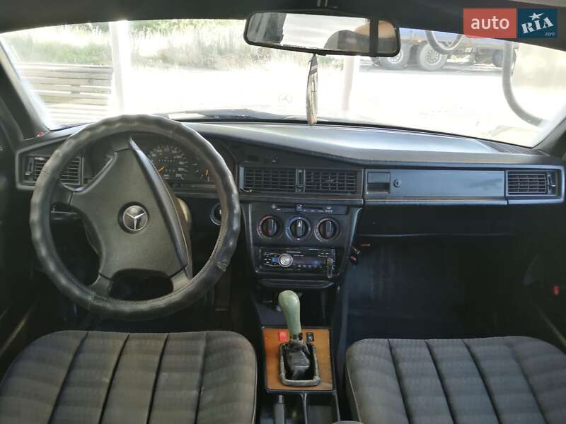 Седан Mercedes-Benz 190 1992 в Славуте