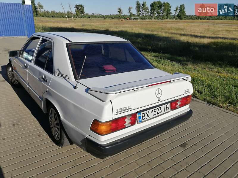 Седан Mercedes-Benz 190 1992 в Славуте