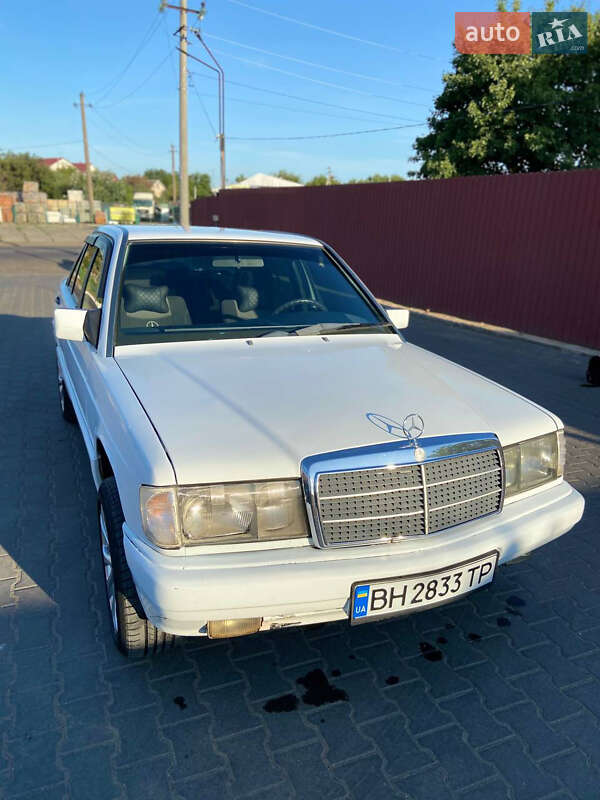 Седан Mercedes-Benz 190 1990 в Одессе фото 4 Седан Mercedes-Benz 190 1990 в Одессе