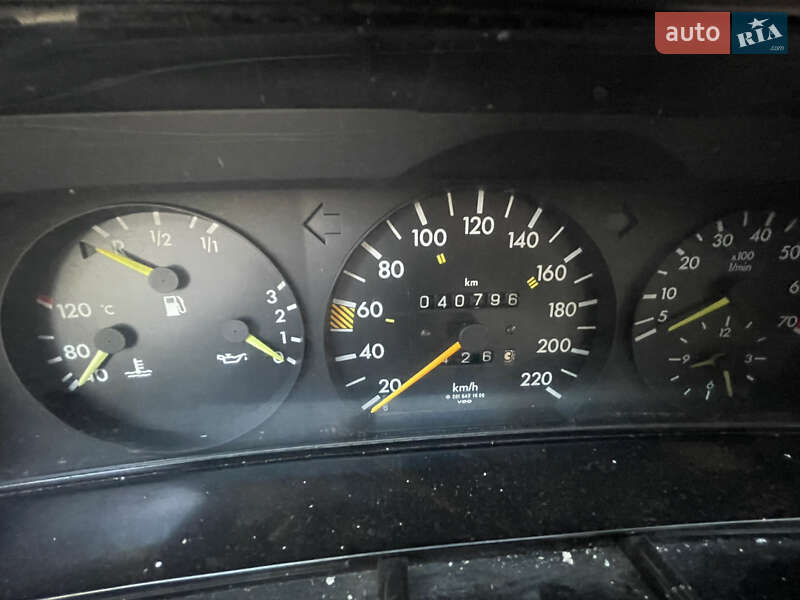 Седан Mercedes-Benz 190 1987 в Калуше