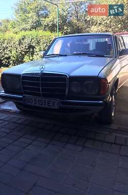 Седан Mercedes-Benz 190 1982 в Чорткове
