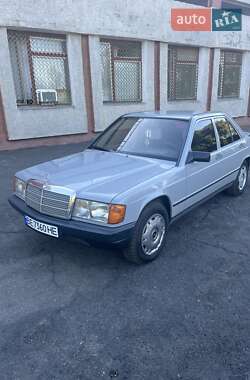 Седан Mercedes-Benz 190 1987 в Южноукраїнську