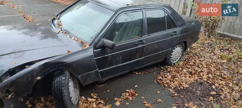 Седан Mercedes-Benz 190 1988 в Киеве