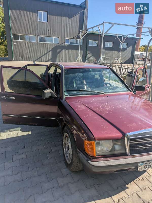 Седан Mercedes-Benz 190 1983 в Тернополі